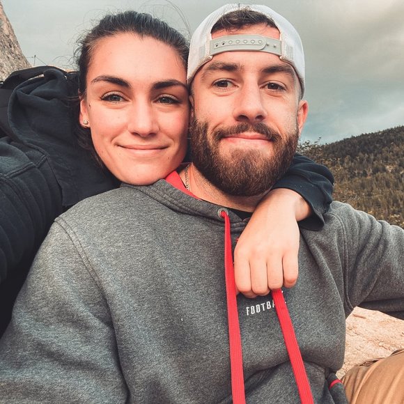 Profile Picture of M.e. Ilardi (@milardi1) on Poshmark