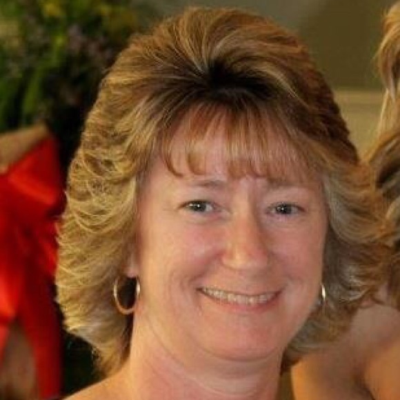 Profile Picture of Pamela Riddle (@mno9) on Poshmark