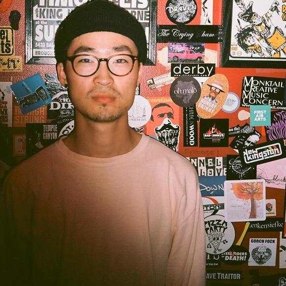 Jj Kim - Poshmark Profile Picture of Jj Kim (@jj_kim) on Poshmark