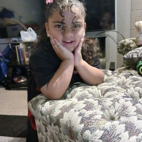 Profile Picture of Asenati Malumaleumu (@asenativaega) on Poshmark