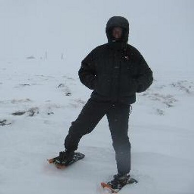 Profile Picture of Tom Neal Tacker (@nkdtraveller) on Twitter