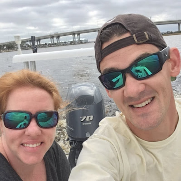 Profile Picture of Robert May (@rcm1114) on Poshmark