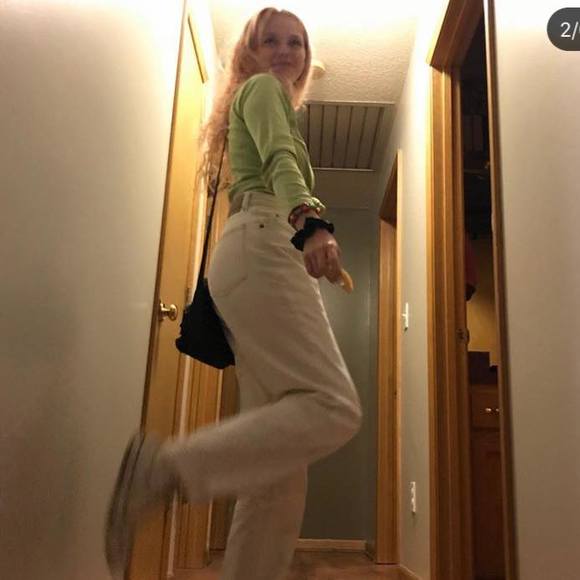Gracie Poling - Poshmark Profile Picture of Gracie Poling (@gracie_poling) on Poshmark