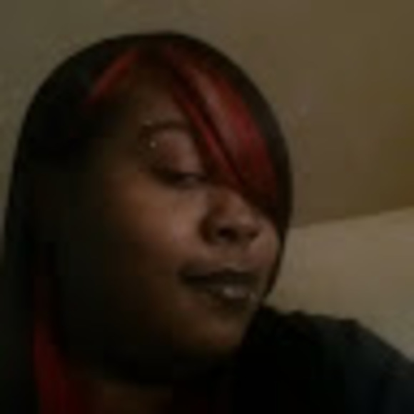 Profile Picture of Shaunty Pouncey (@shauntypouncey) on Poshmark