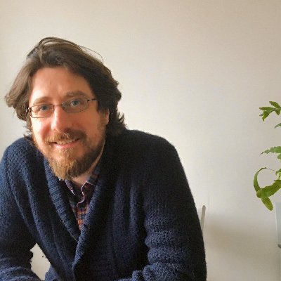 Profile Picture of Laurie Daniel (@LaurienotLaurie) on Twitter