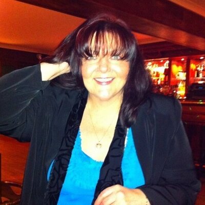 Profile Picture of Janette Wright (@janonthefarm) on Twitter