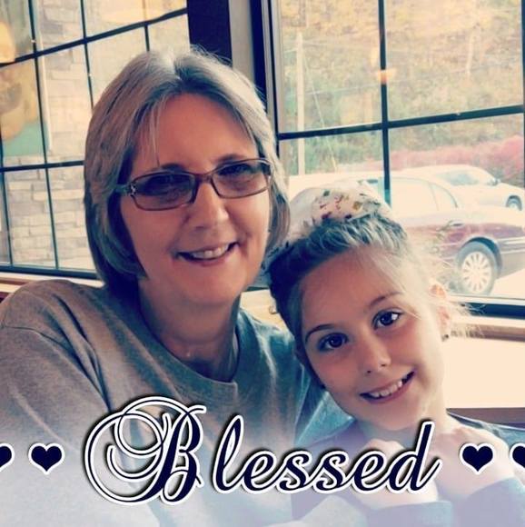 Profile Picture of Lora Fugate (@lora_12164) on Poshmark