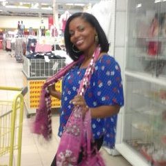 Profile Picture of Lorenza Diaz (@lorenzadiaz05) on Twitter