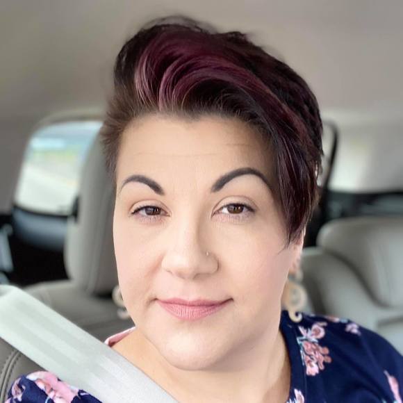 Profile Picture of Heather Hansen (@femme77) on Poshmark