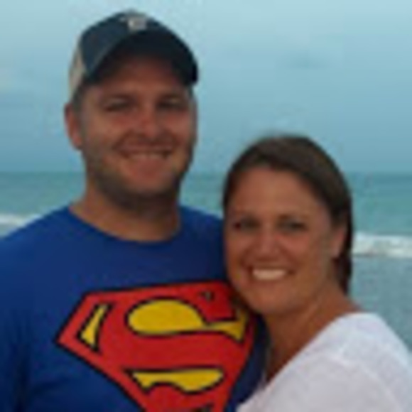 Profile Picture of Heather Vancil (@heathervancil08) on Poshmark