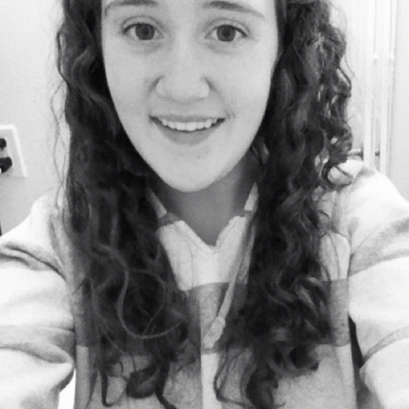 Profile Picture of Michaela Brenner (@mangosmoothie) on Poshmark
