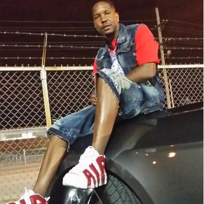 Aaron D. Harris - Twitter Profile Picture of Aaron D. Harris (@Awax100racks) on Twitter