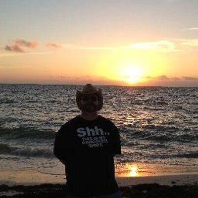 Profile Picture of David Castle (@h2oxman) on Twitter