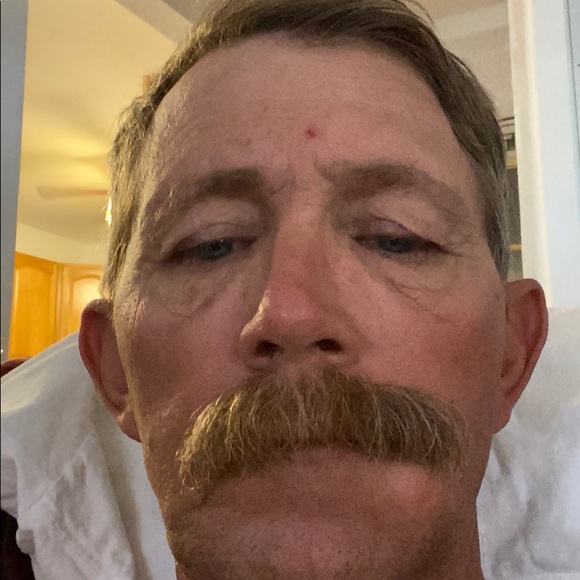 Profile Picture of Kenneth Hays (@kennethhays) on Poshmark