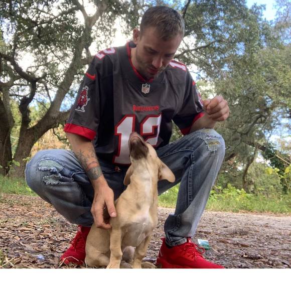 Profile Picture of Corey Joseph (@ironchef1031) on Poshmark