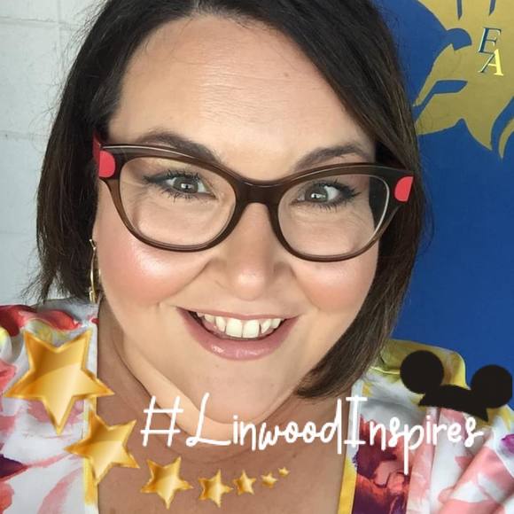 Profile Picture of Erin Brownfield (@erinbrownfield) on Poshmark