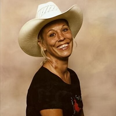 Profile Picture of Tracie Farmer (@gatorgirl1966) on Twitter