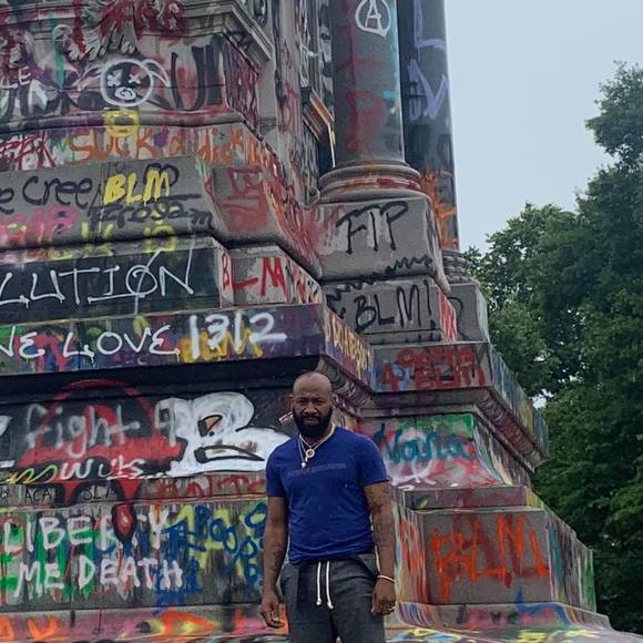 Profile Picture of Ahmad Tariq (@madeo8) on Poshmark