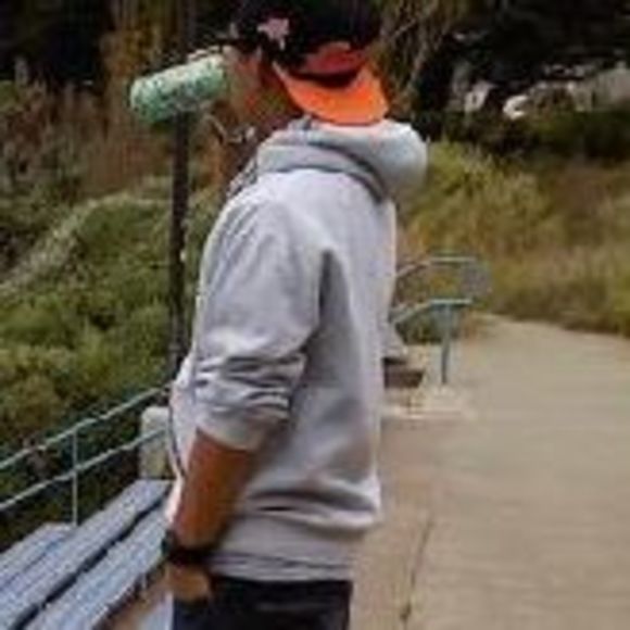 Profile Picture of Justin Tolentino (@jprizzzy) on Poshmark