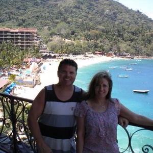 Profile Picture of Lori Parr (@lorisbeach) on Myspace