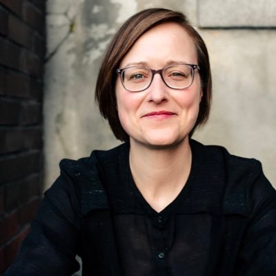 Profile Picture of Christina Elmer (@@RobertElms) on Twitter