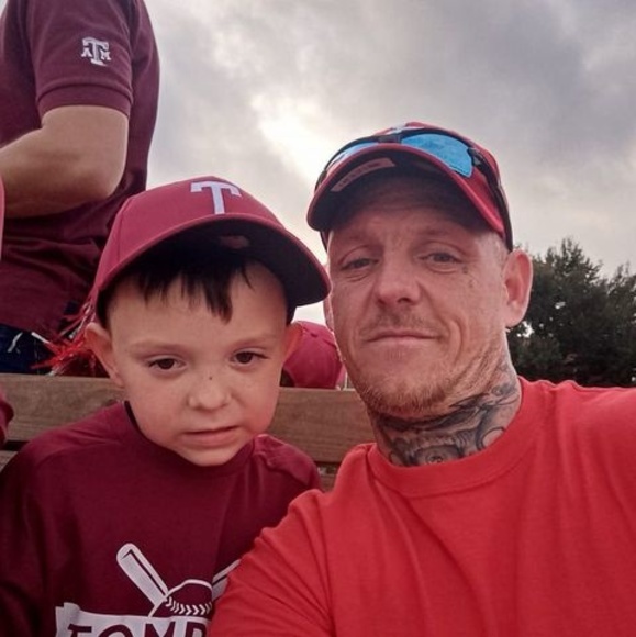 Profile Picture of Jason Mackintosh (@jasonmackintosh) on Poshmark