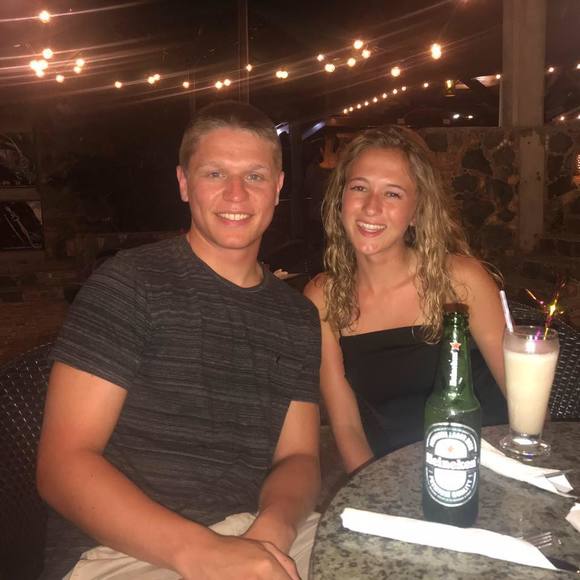 Lauren Rainone - Poshmark Profile Picture of Lauren Rainone (@laurennr_12) on Poshmark