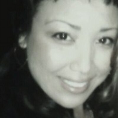 Profile Picture of Debbie Serrano (@goldenratiomua) on Twitter