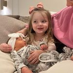 Profile Picture of Leighton (@fashionablyleighton) on Instagram