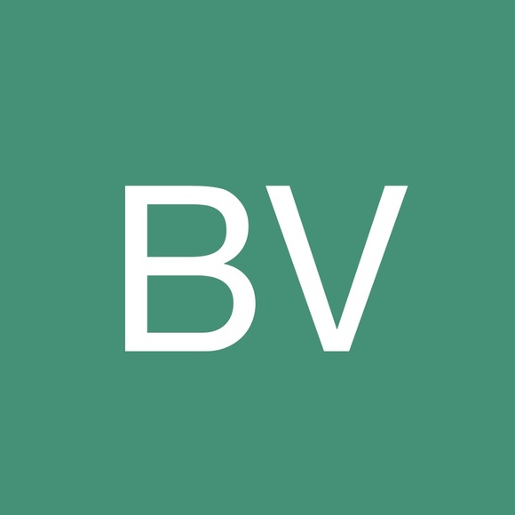 Profile Picture of Bridgett Vanderhoff (@bwanderoff66) on Poshmark