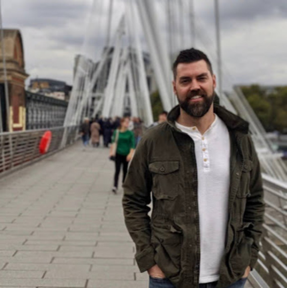Profile Picture of Nicholas Fairman (@nafairman) on Poshmark