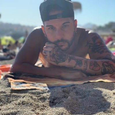 Profile Picture of David Castellon (@7davidcastellon) on Twitter