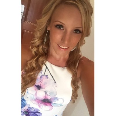 Profile Picture of Joanna Hindle ♔ (@JoHinds) on Twitter