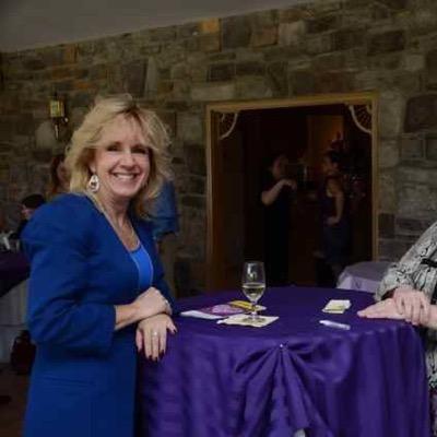 Profile Picture of Tammy Chaney (@TomJonesGal) on Twitter