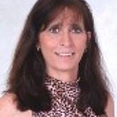 Profile Picture of Elizabeth Wright (@EliWright) on Twitter