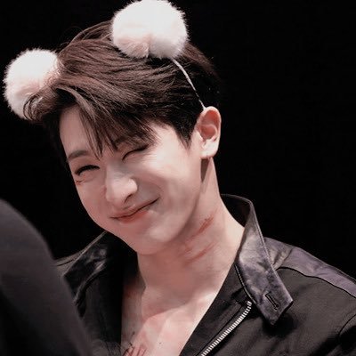 Profile Picture of 𝐝𝐞𝐧𝐢𝐬𝐞 Loves Wonho (@yooniqht) on Twitter