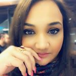 Profile Picture of 𝑼𝒛𝒎𝒂 𝑨𝒛𝒊𝒛🇨🇦🇦🇪 (@makeoverbyuzma) on Instagram