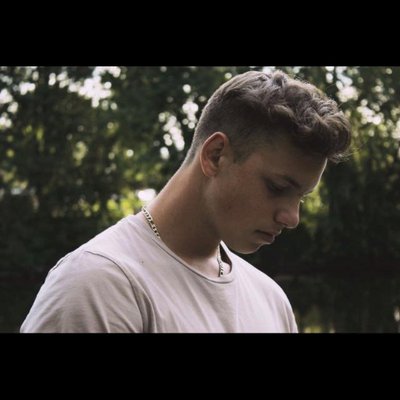 Profile Picture of ㅤㅤㅤ (@QuotesDeMathias) on Twitter