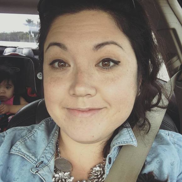 Profile Picture of Sandra Bransom (@sandyunhe) on Poshmark