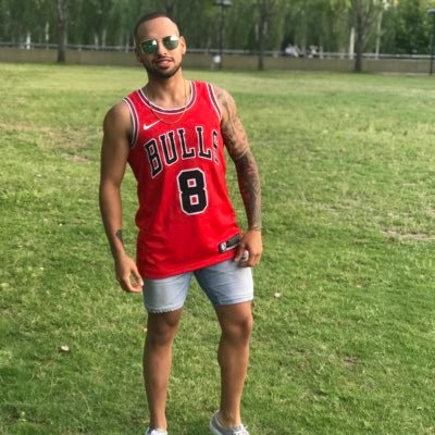 Profile Picture of Romeo (@Ricky_Coronel12) on Twitter