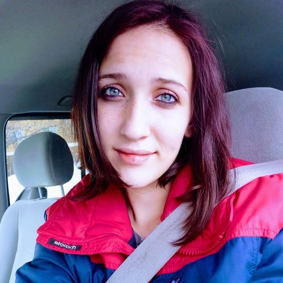 Kayla Delpierre - Poshmark Profile Picture of Kayla Delpierre (@kayladelpierre) on Poshmark