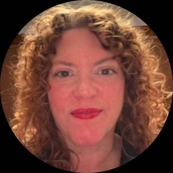 Profile Picture of Ruth Wollersheim (@ruthemelia) on Poshmark