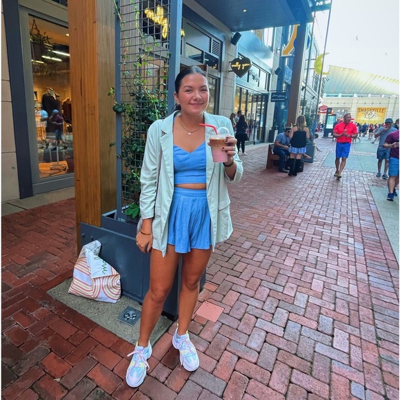 Profile Picture of Grace Doody (@gracedoody88) on Poshmark