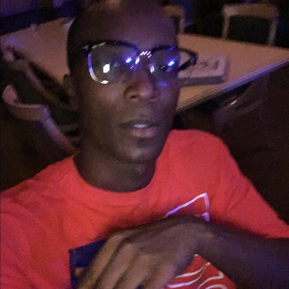 Profile Picture of Jermarion Sims (@jayyversace2x) on Poshmark