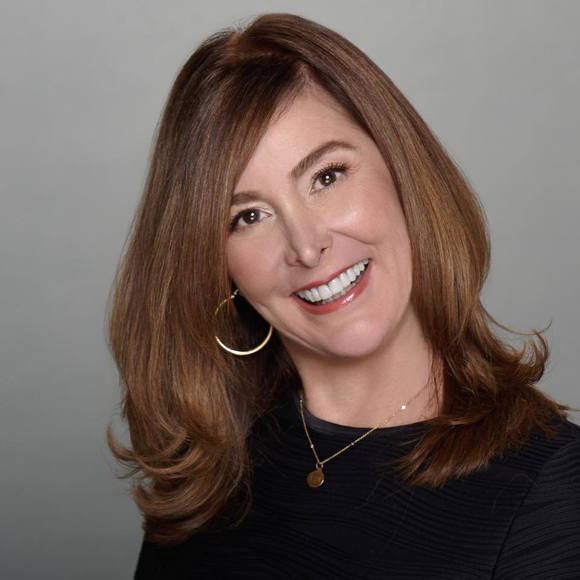 Profile Picture of Leslie Maskin (@schusterl) on Poshmark