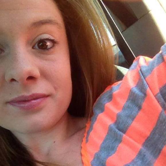 Profile Picture of Brianna Carrothers (@bri_zole) on Poshmark