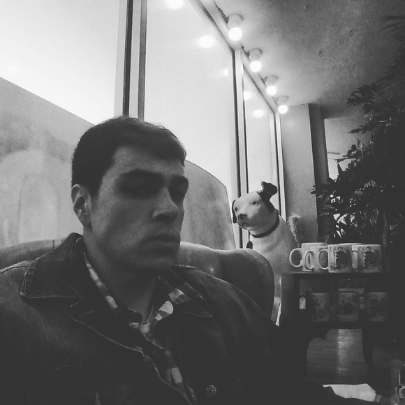 Profile Picture of Andrew Swanick (@rooswan) on Poshmark