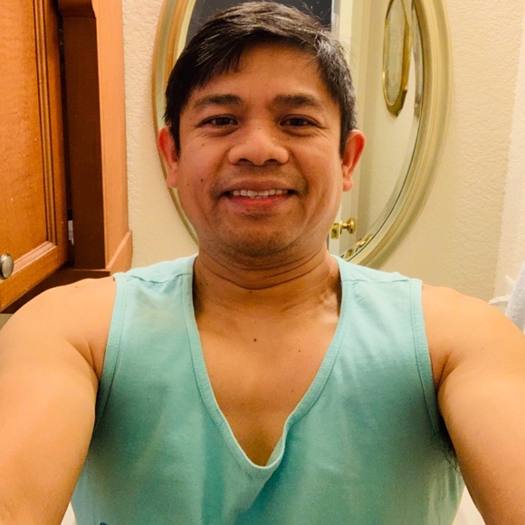 Profile Picture of Rey Sumang (@johnrey05) on Poshmark