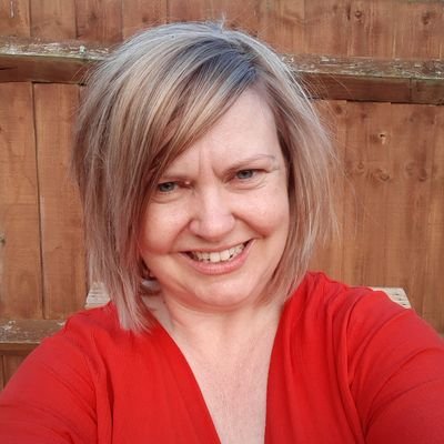 Profile Picture of Rachel Shaw (@RachShaw2014) on Twitter