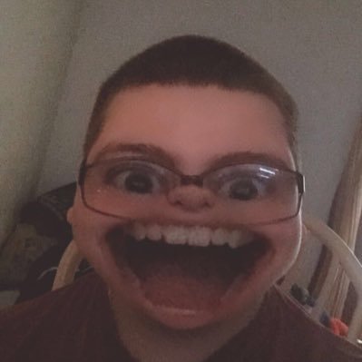 Profile Picture of Garrett (@Garret_t_Edward) on Twitter